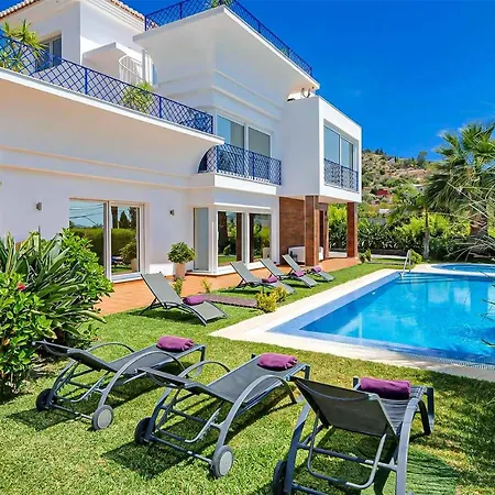 Nisperos De Paco Holiday home
